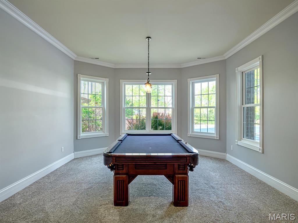 Stone Cliff Manor - Residential