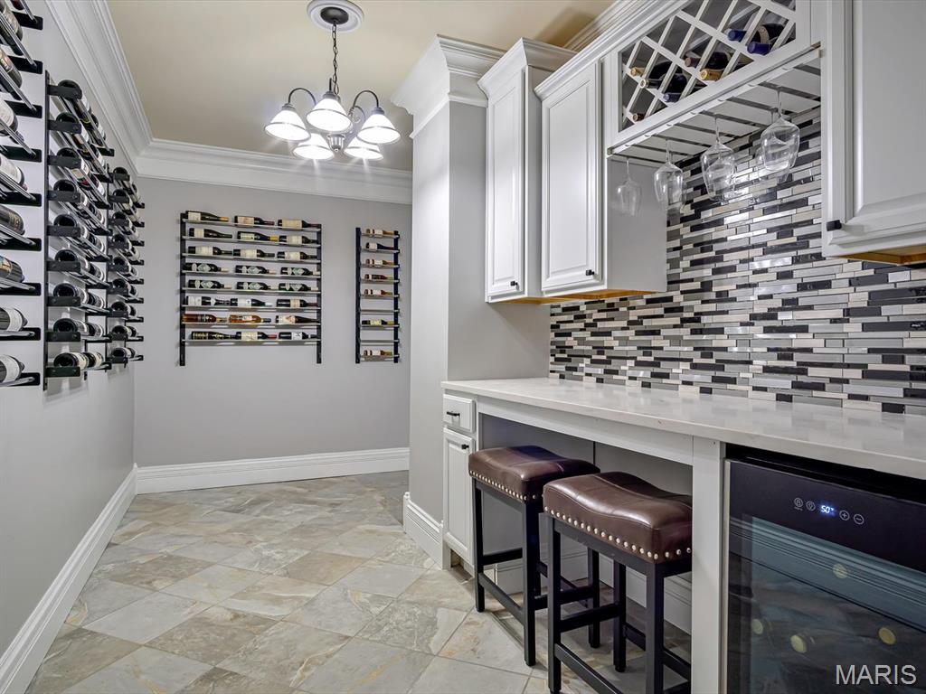 Stone Cliff Manor - Residential