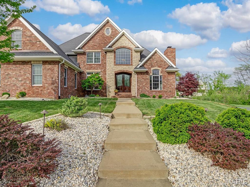 Stone Cliff Manor - Residential
