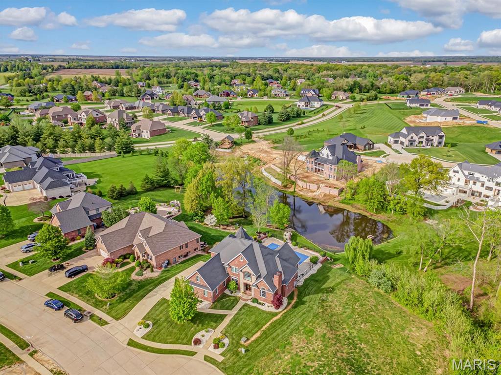 Stone Cliff Manor - Residential