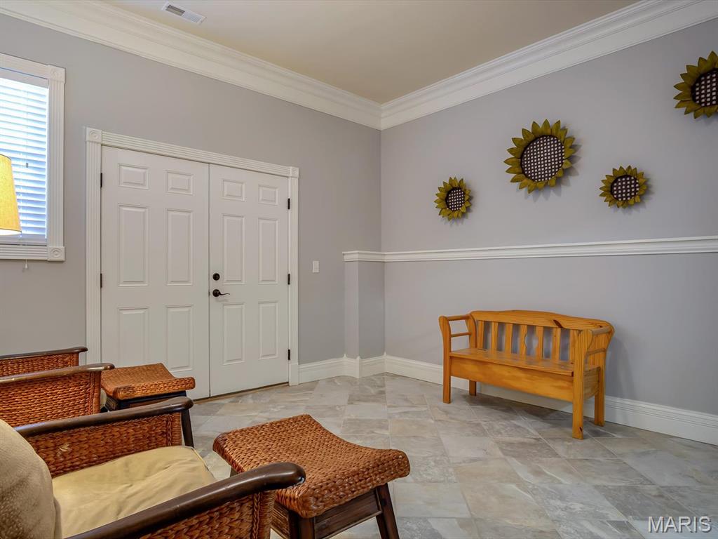 Stone Cliff Manor - Residential