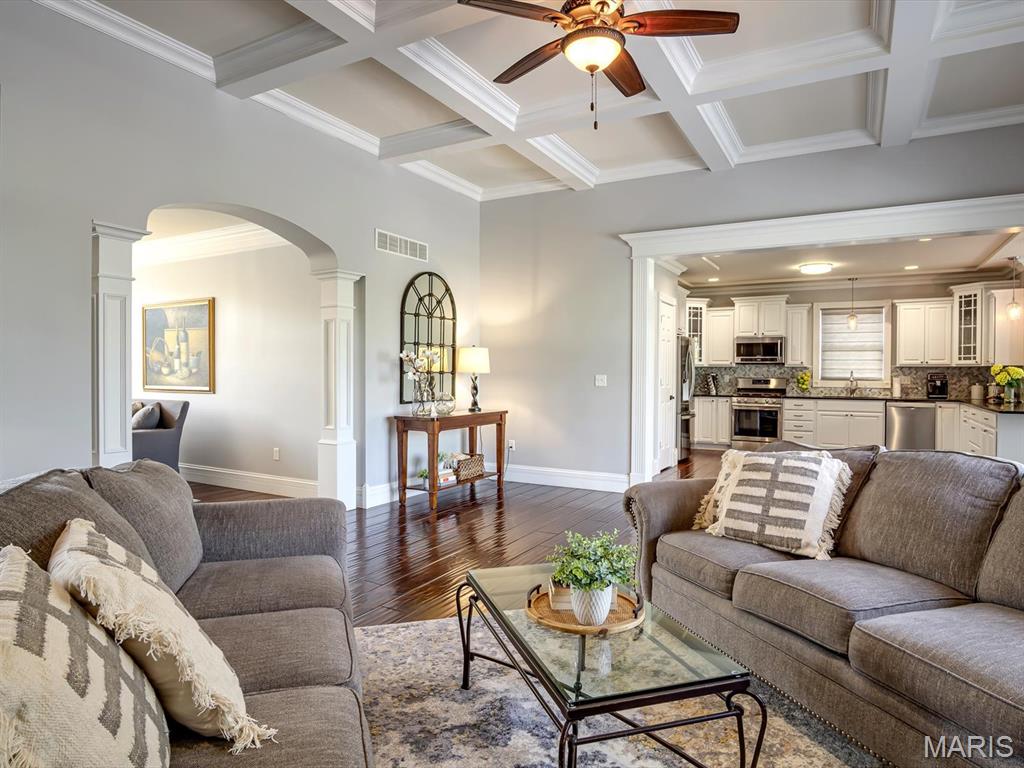 Stone Cliff Manor - Residential