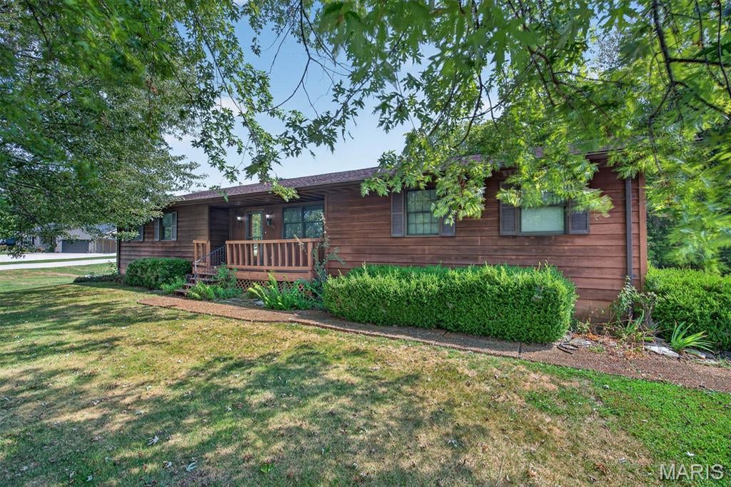Country Manor 2nd Sub - Residential