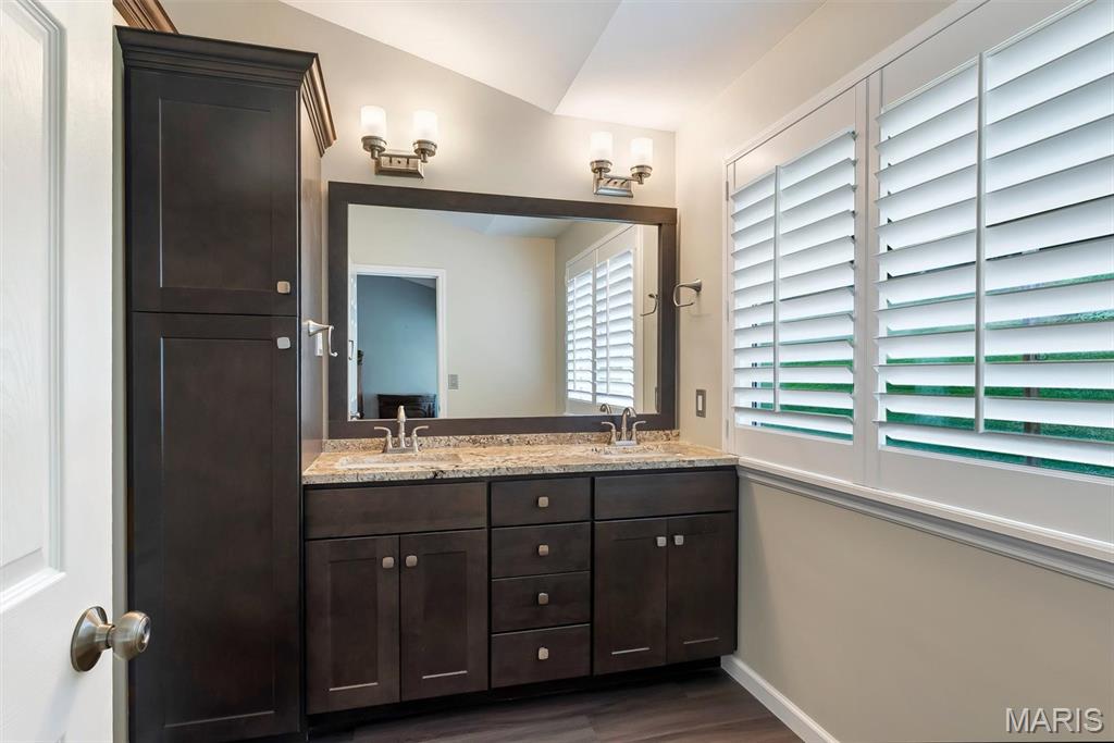 Vista Glen - Residential
