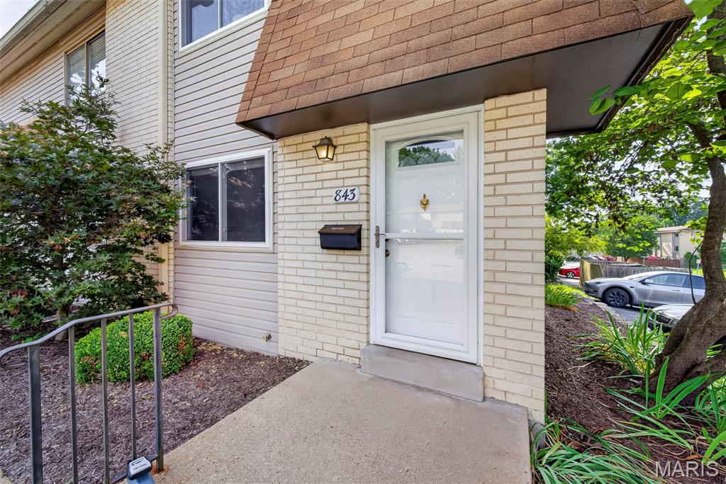 Burtonwood Manor 2 Condo - Residential