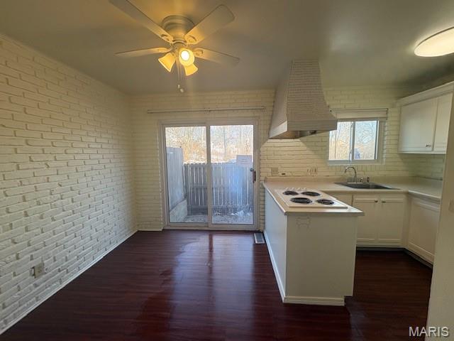 Carleton Arms Condo - Residential