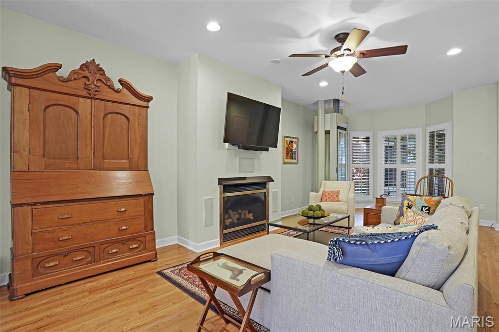 Gannon Place Twnhs Condo - Residential