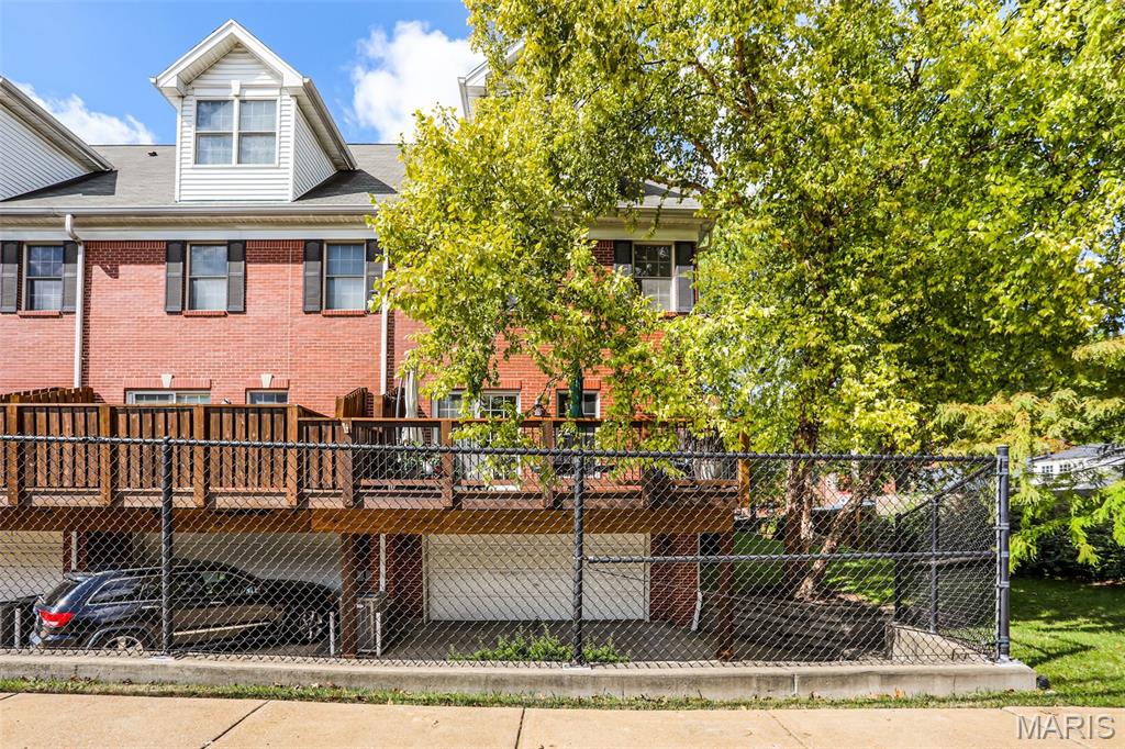 Gannon Place Twnhs Condo - Residential