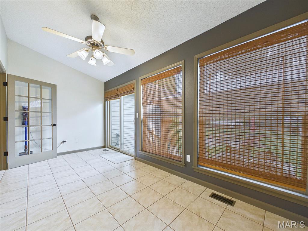 Lincoln Place Anx - Residential