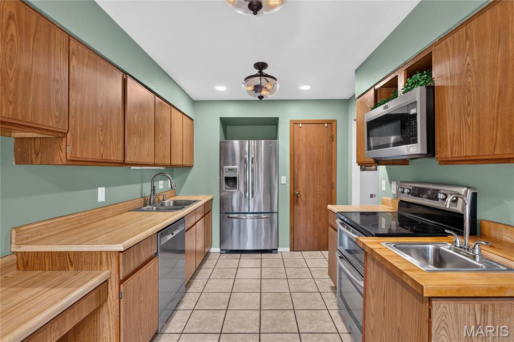 Westport Crossing Condo Three - Residential