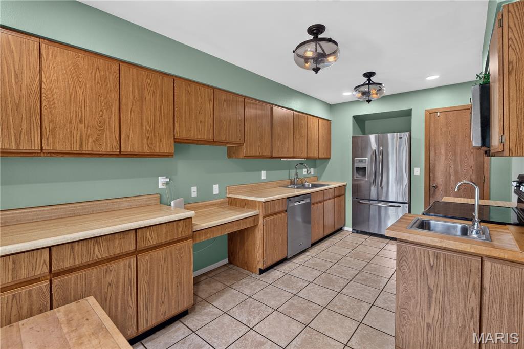 Westport Crossing Condo Three - Residential