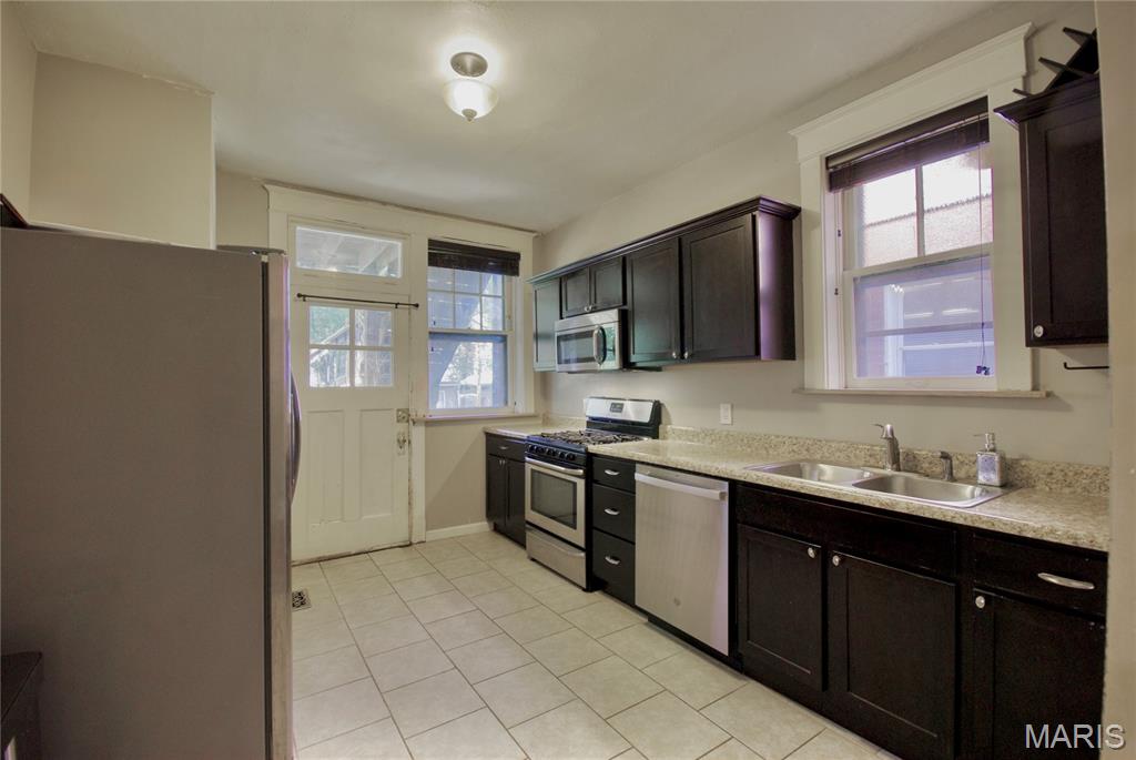 Morrison & Peugnets - Residential Income