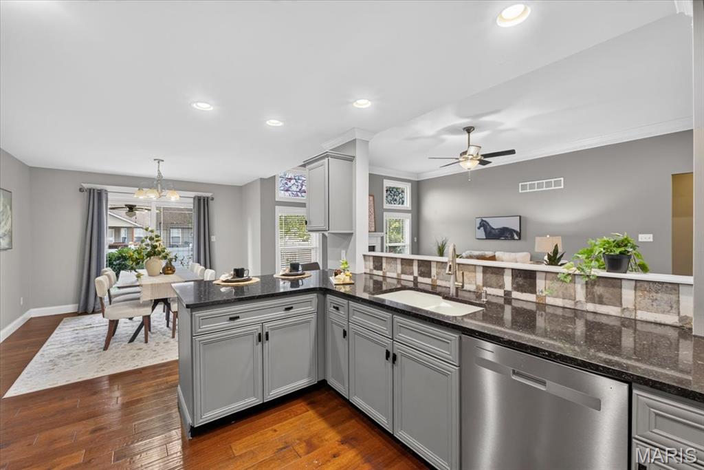 Savannah Crossing - Residential