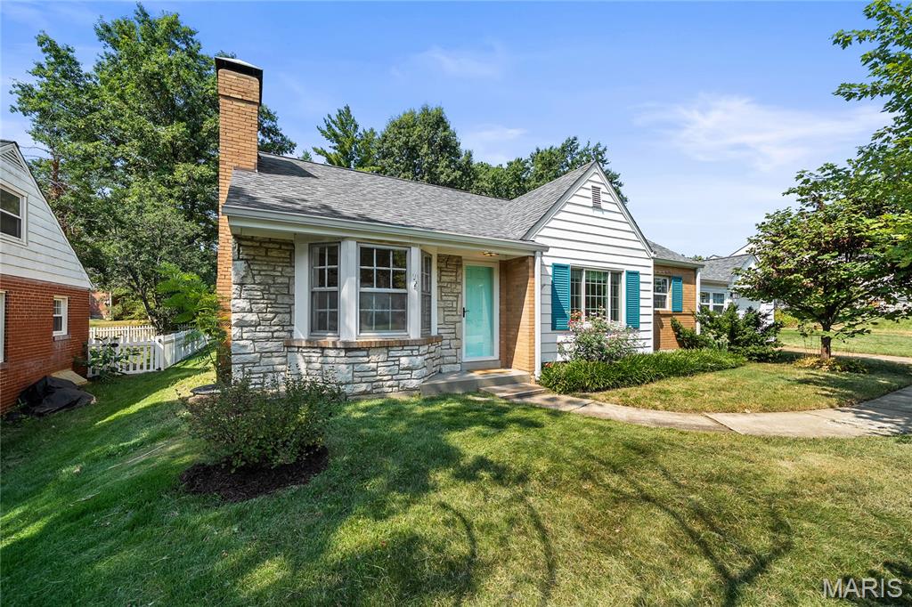 Welcome home to this charming ranch in Webster Groves! Thoughtfully laid-out and full of character, this inviting home offers comfortable one-level living with spacious gathering areas, beautiful natural light, and timeless appeal. Enjoy the warmth of a fireplace, the convenience of main-floor laundry, and a functional floor plan designed for everyday living. The expansive basement provides endless possibilities—create a family room, home office, fitness area, hobby space, or additional storage to suit your needs. Outside, you'll appreciate the attached garage and level backyard, perfect for relaxing or entertaining. Ideally located near parks, shopping, dining, and all that Webster Groves has to offer, this home combines classic charm with an exceptional location. Don't miss your opportunity to make this Webster Groves gem your own!