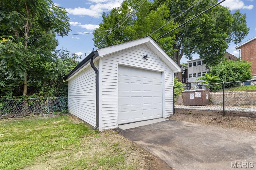 Hallocks Add - Residential
