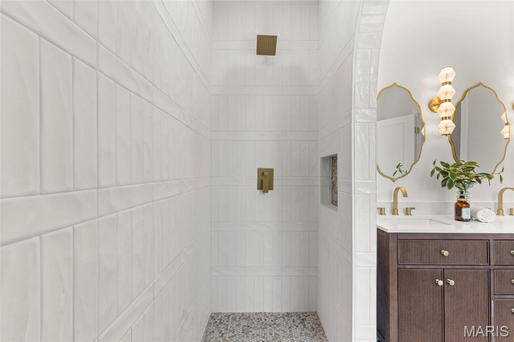 Hallocks Add - Residential
