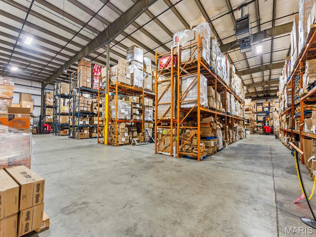 North Central Ind Park - Commercial Sale