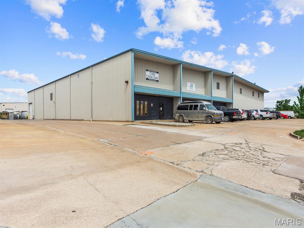 North Central Ind Park - Commercial Sale