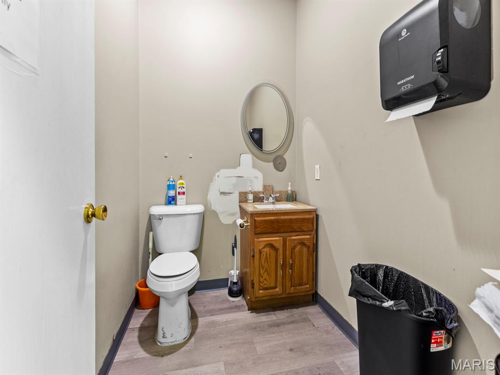 North Central Ind Park - Commercial Sale