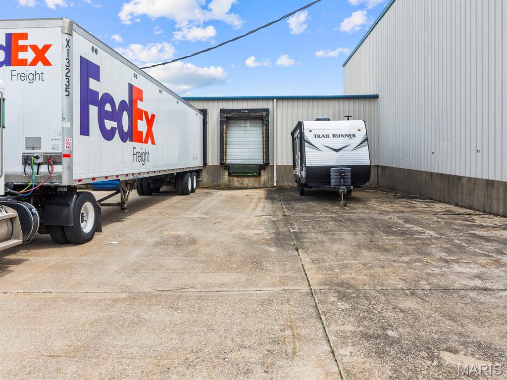 North Central Ind Park - Commercial Sale