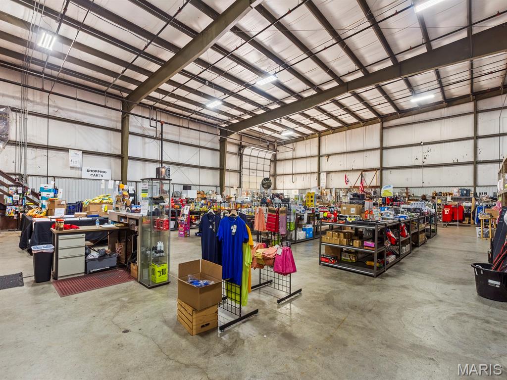 North Central Ind Park - Commercial Sale