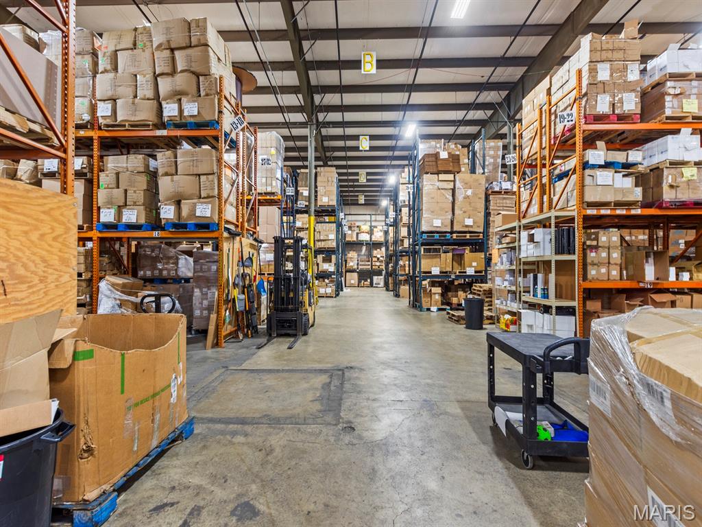 North Central Ind Park - Commercial Sale