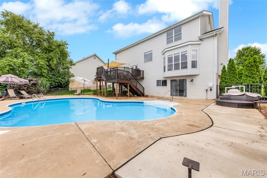 Est Of Fairfield Manor #1 - Residential