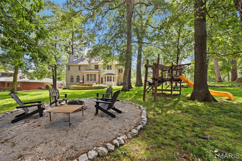 Vintage Forest - Residential