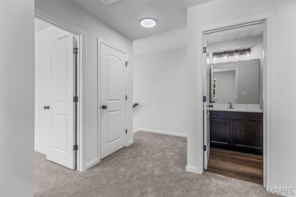 Hawk Ridge Estates - Residential