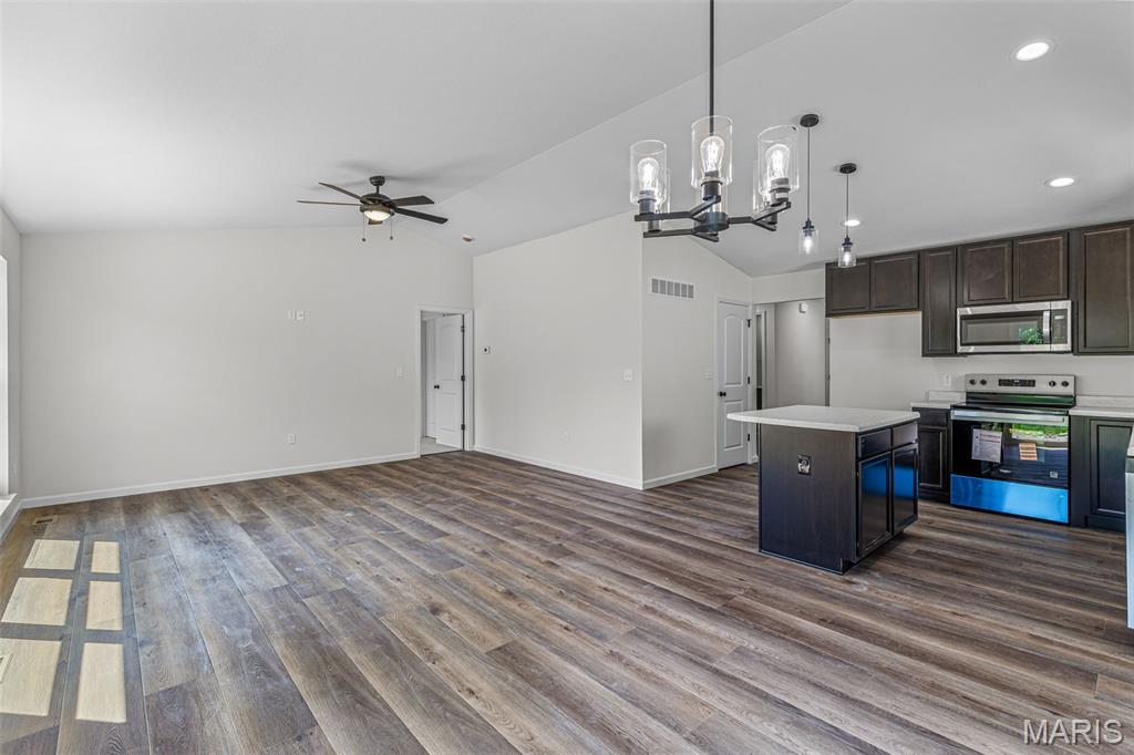 Hawk Ridge Estates - Residential