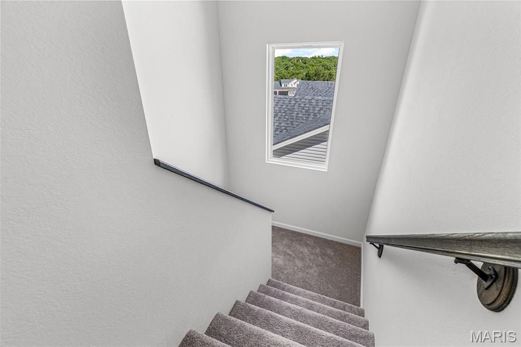 Hawk Ridge Estates - Residential
