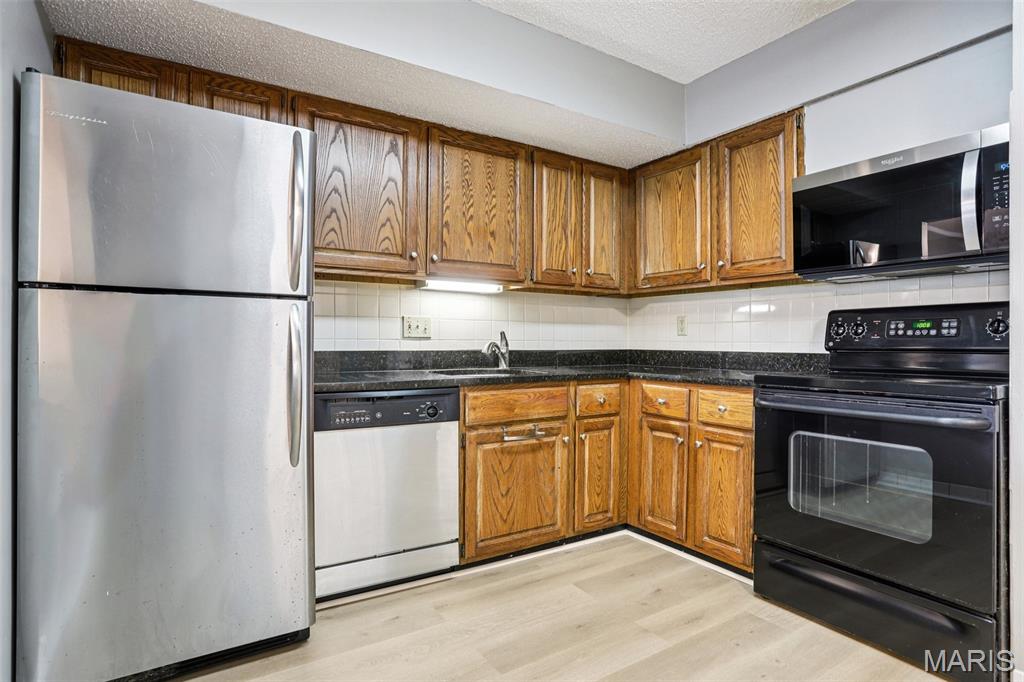 Lindells Add 02 - Residential