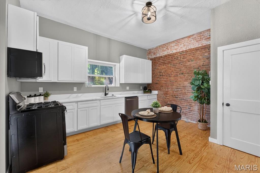 St Louis Commons Add - Residential