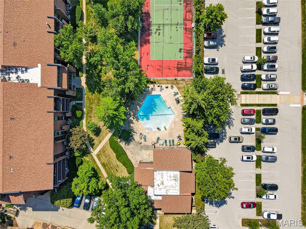 Coeur De Royale Condo Ph Iii - Residential