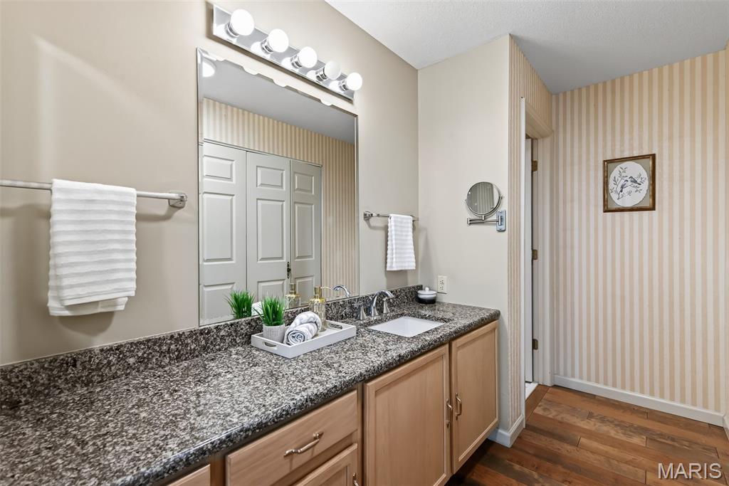 Coeur De Royale Condo Ph Iii - Residential