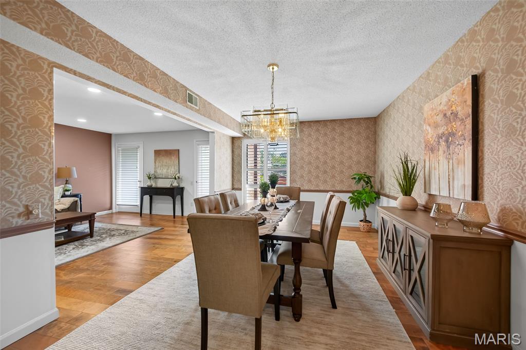 Coeur De Royale Condo Ph Iii - Residential