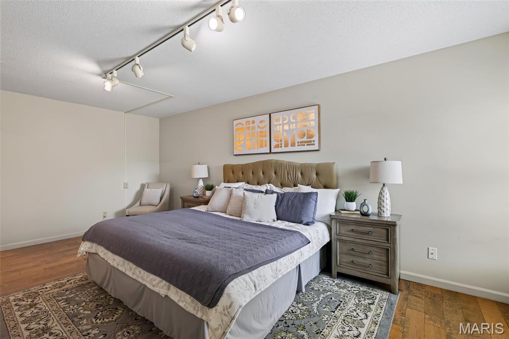 Coeur De Royale Condo Ph Iii - Residential