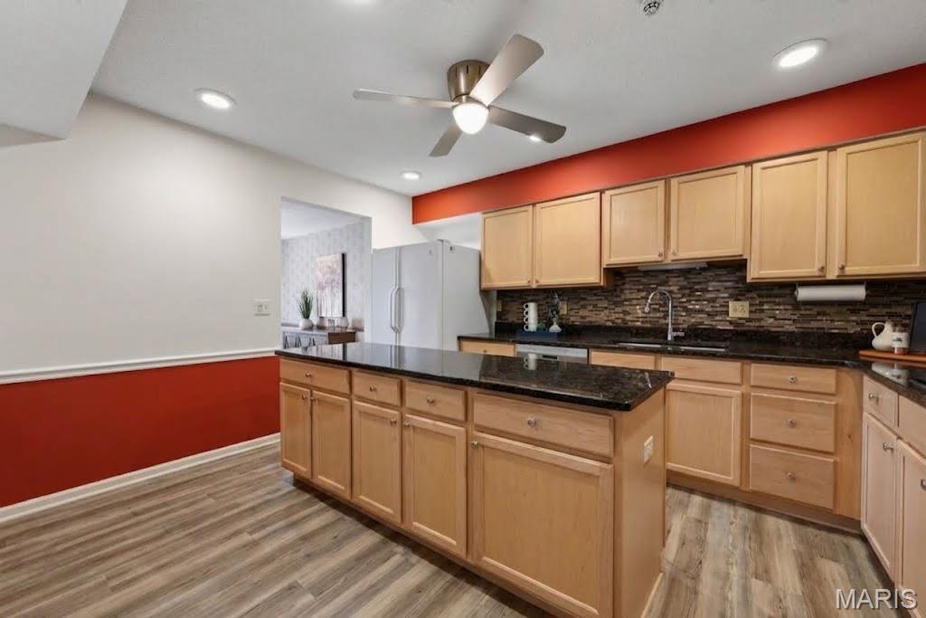Coeur De Royale Condo Ph Iii - Residential