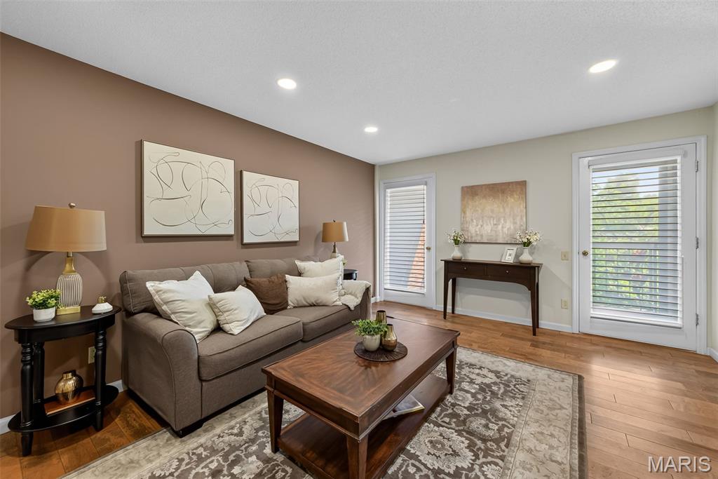 Coeur De Royale Condo Ph Iii - Residential
