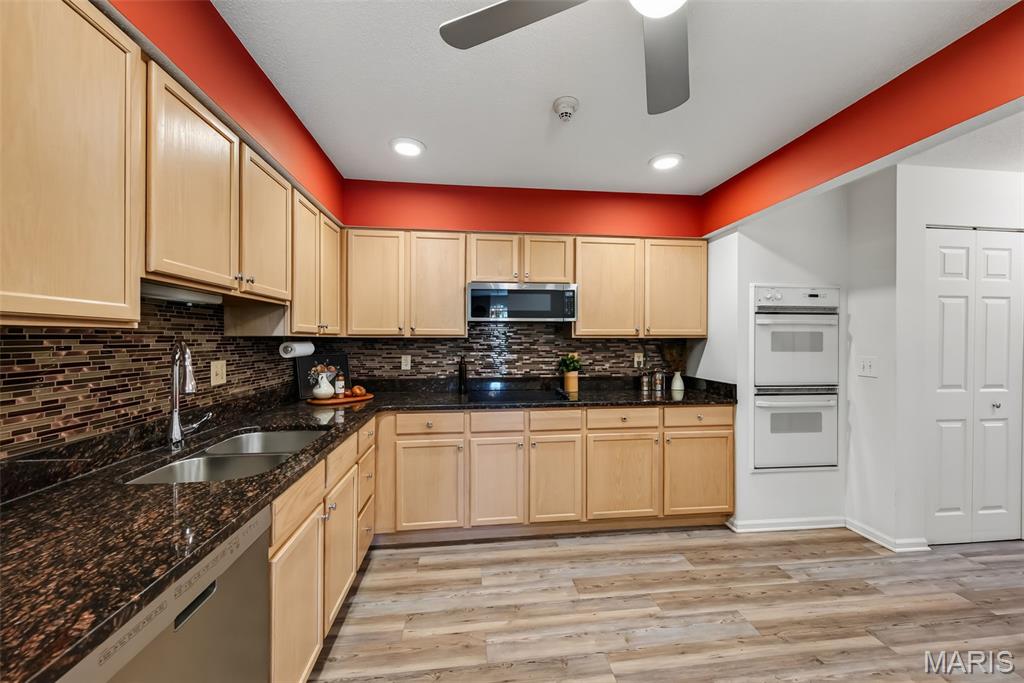 Coeur De Royale Condo Ph Iii - Residential