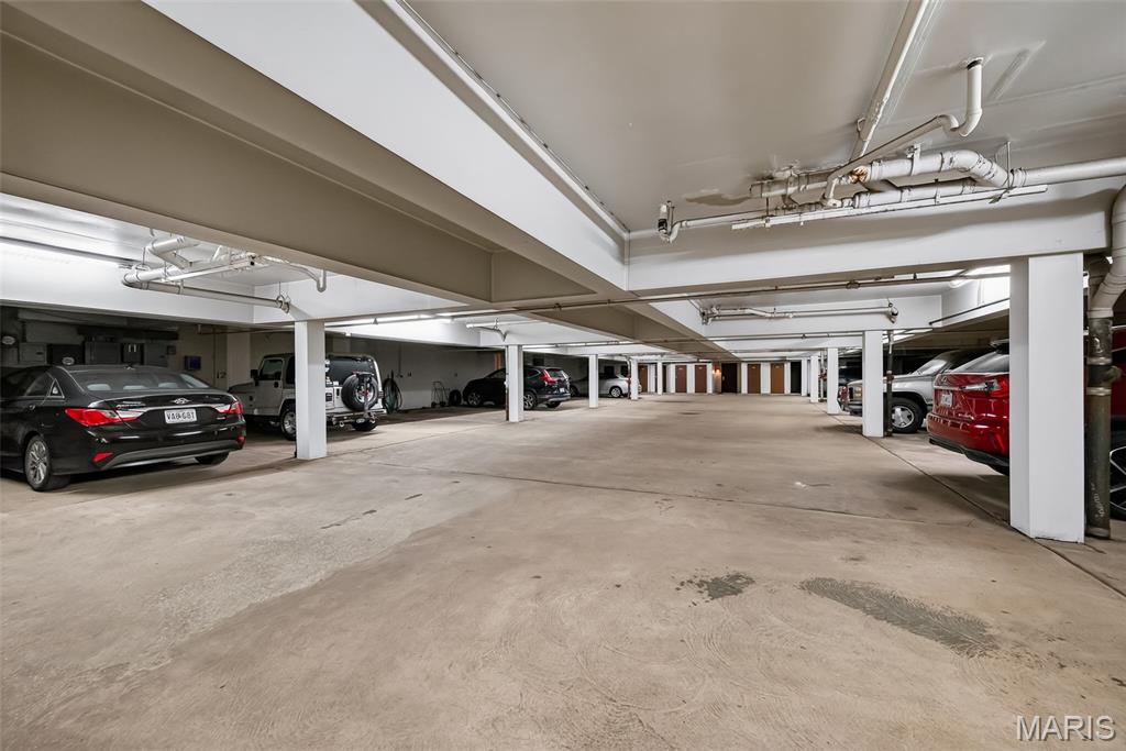 Coeur De Royale Condo Ph Iii - Residential
