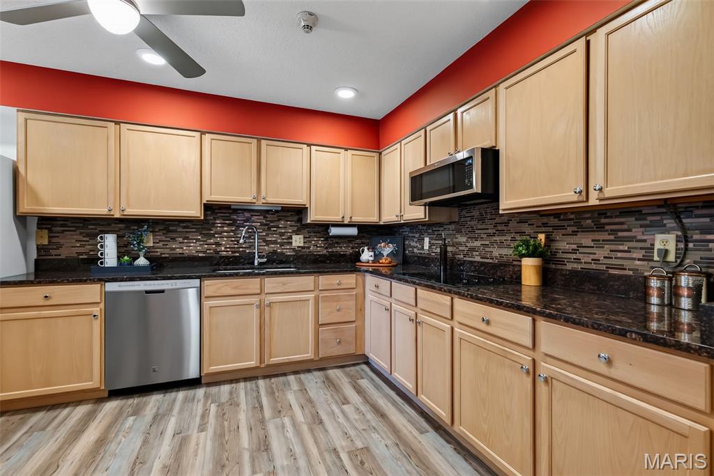 Coeur De Royale Condo Ph Iii - Residential