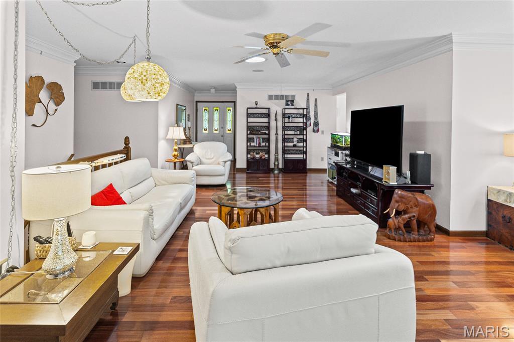 Cottonwood Glen 1st Add - Residential