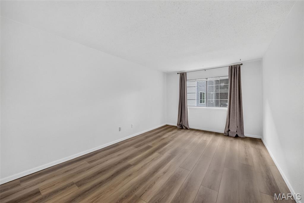 HERITAGE GARDEN CONDOS - Residential