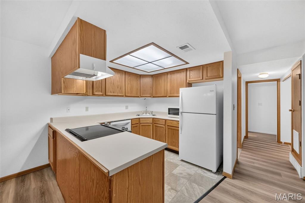 HERITAGE GARDEN CONDOS - Residential