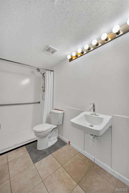 HERITAGE GARDEN CONDOS - Residential