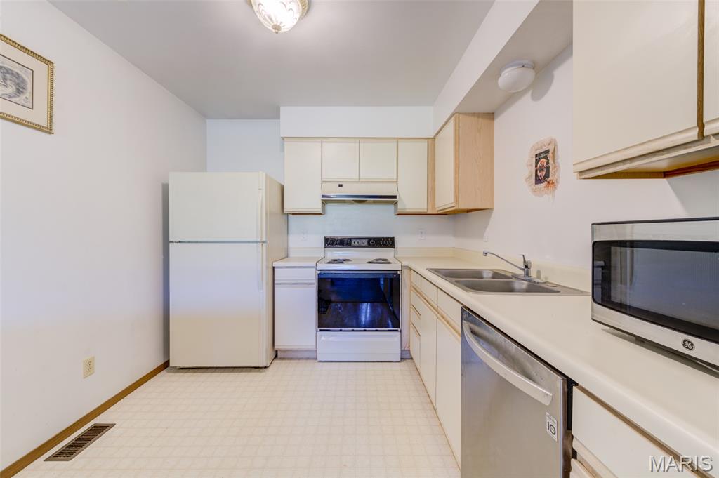 Autumn Lakes 1 Sec 4 Prcl 1 - Residential
