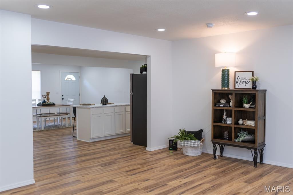 L Decker Add - Residential