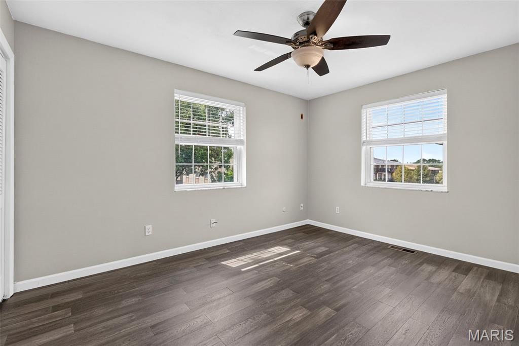 Lin Capri Condo - Residential