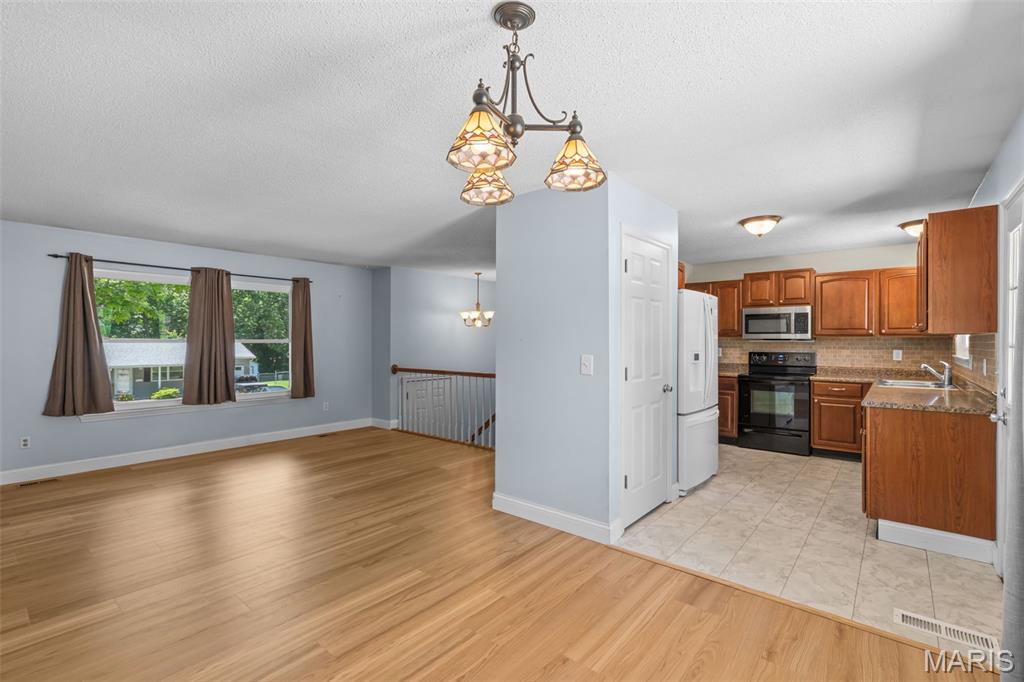 Sunnydale Acres - Residential